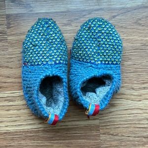 Bombas toddler gripper slippers